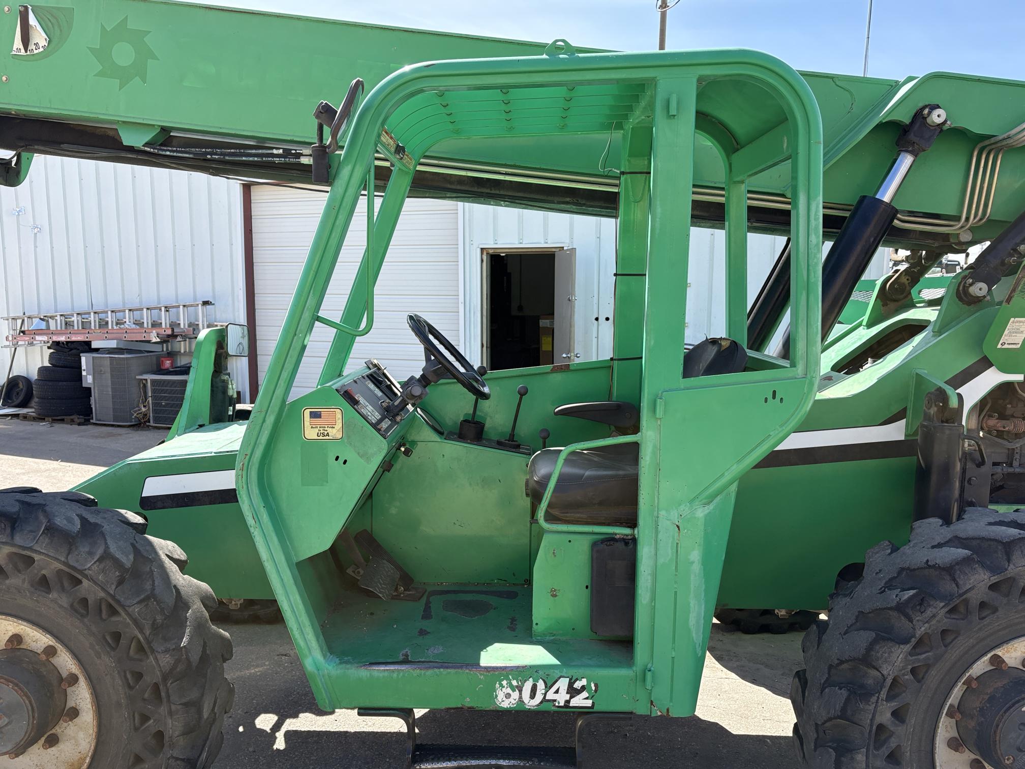 2014 JLG 6042 - Image 24