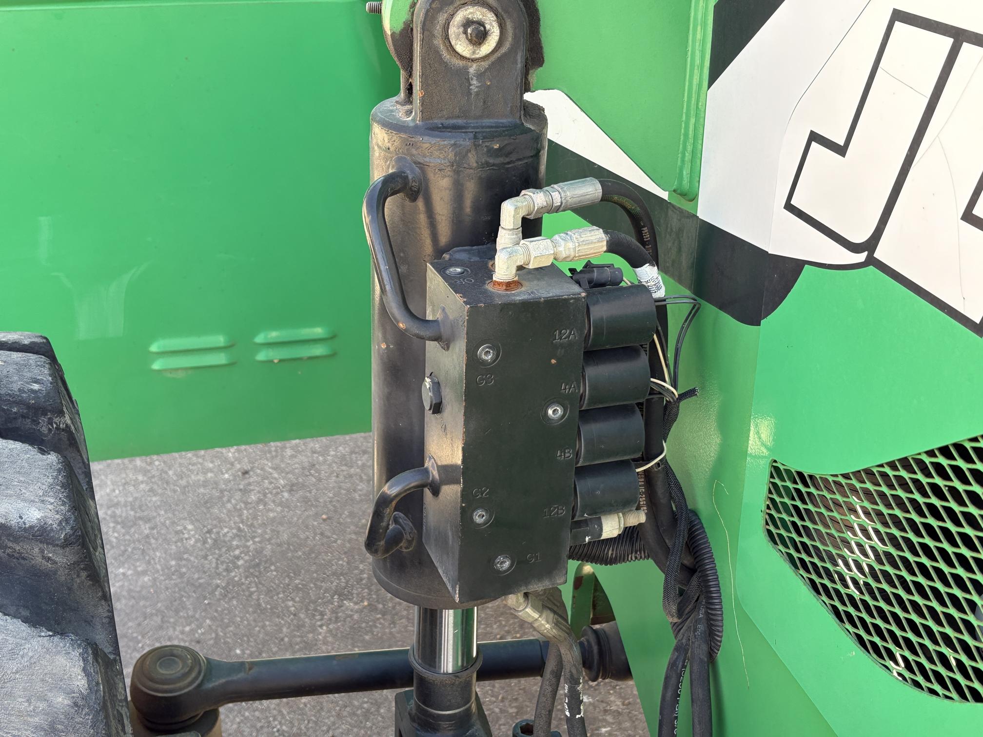 2014 JLG 6042 - Image 40