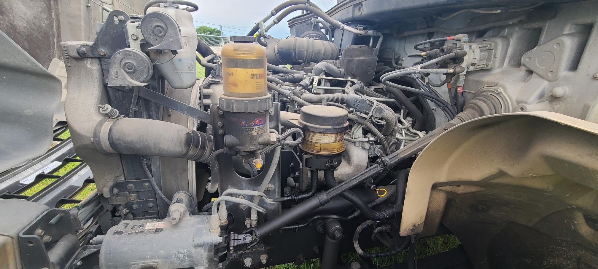 2016 HINO 338 - Image 20