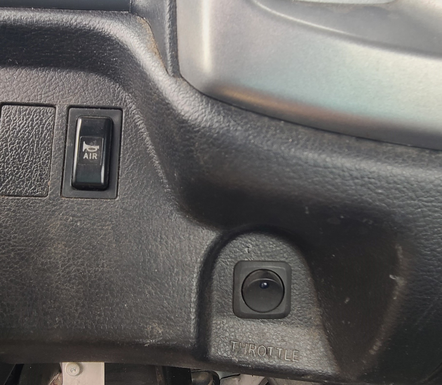 2016 HINO 338 - Image 27