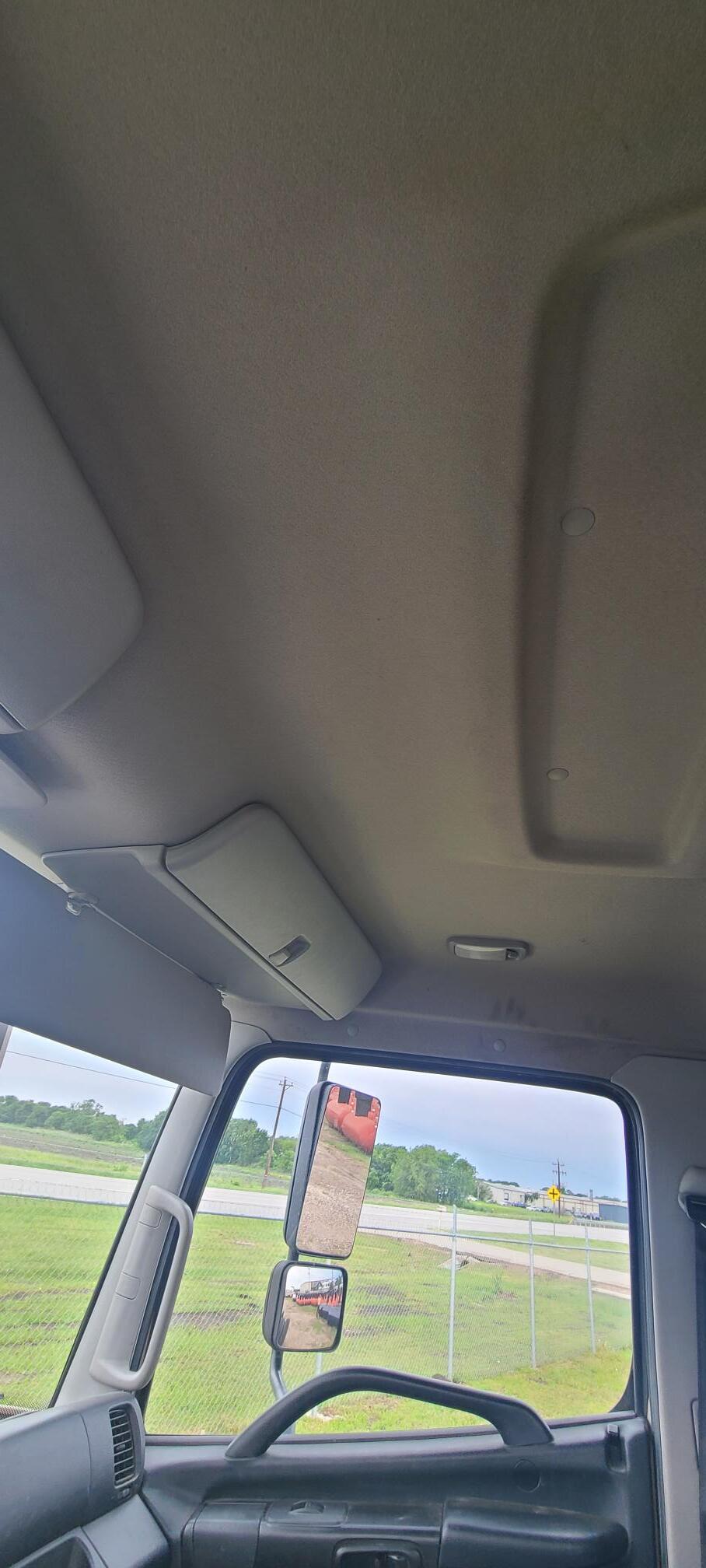 2016 HINO 338 - Image 35