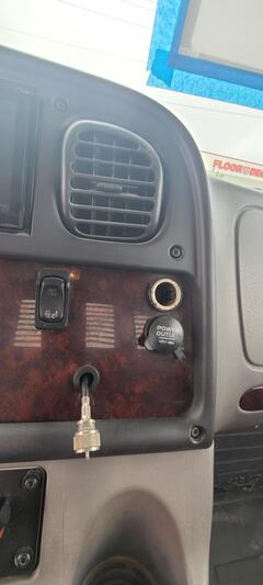 2016 FREIGHTLINER M2-106 - Image 36