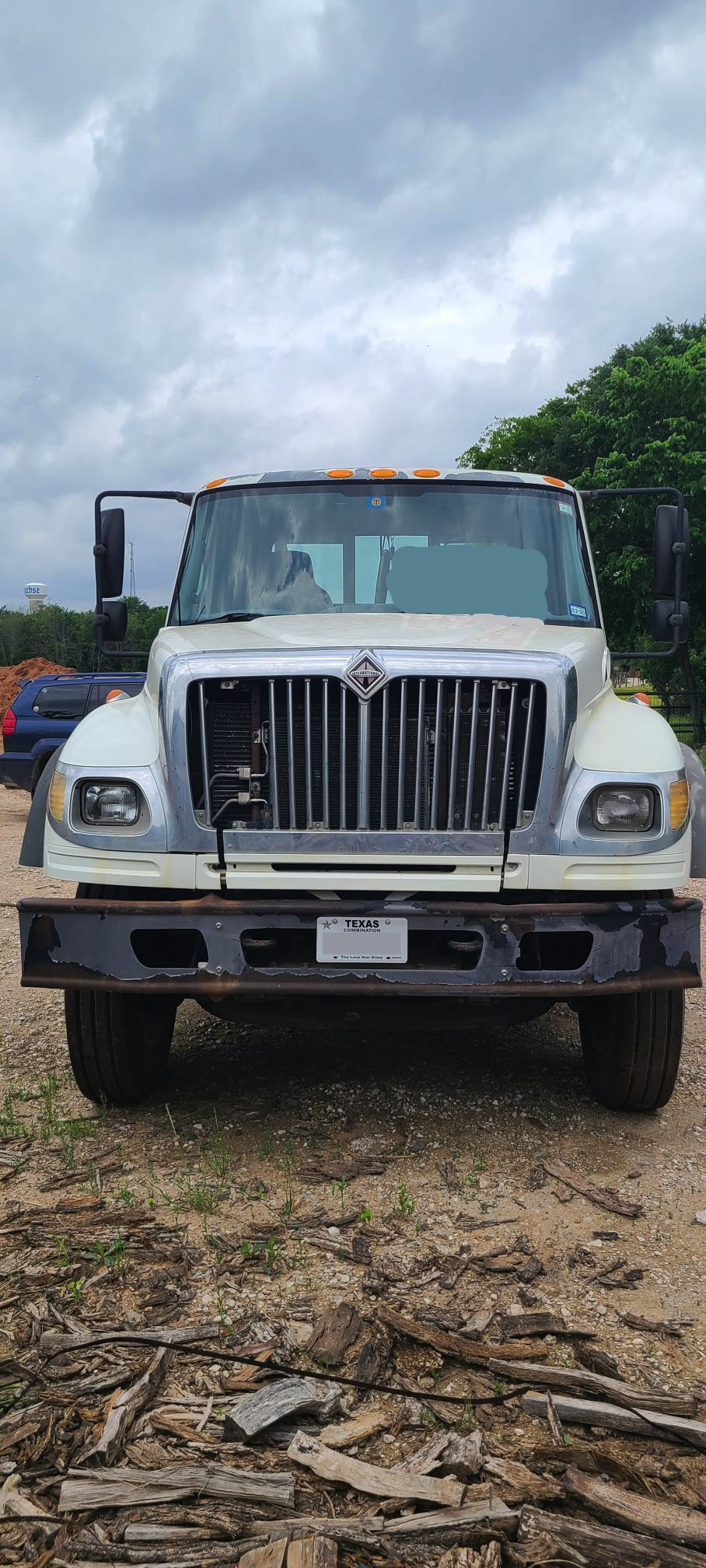 2003 INTERNATIONAL 7600 - view 2 of 42