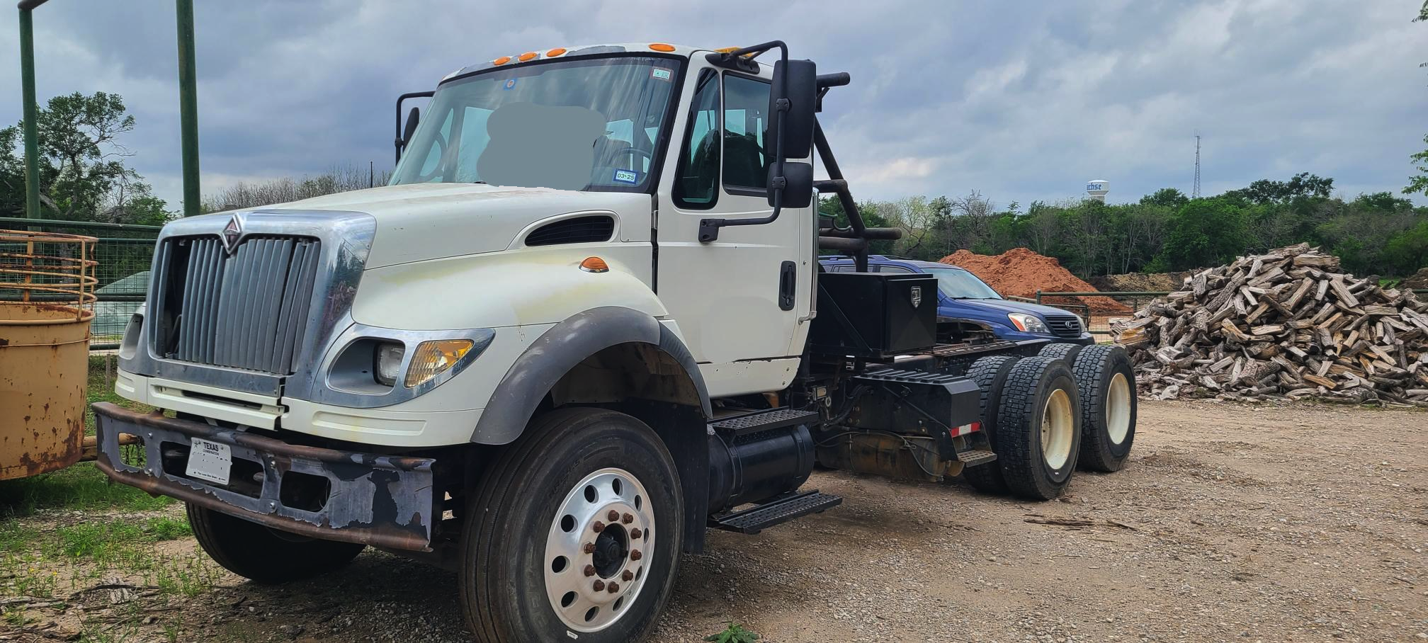 2003 INTERNATIONAL 7600 - view 1 of 42