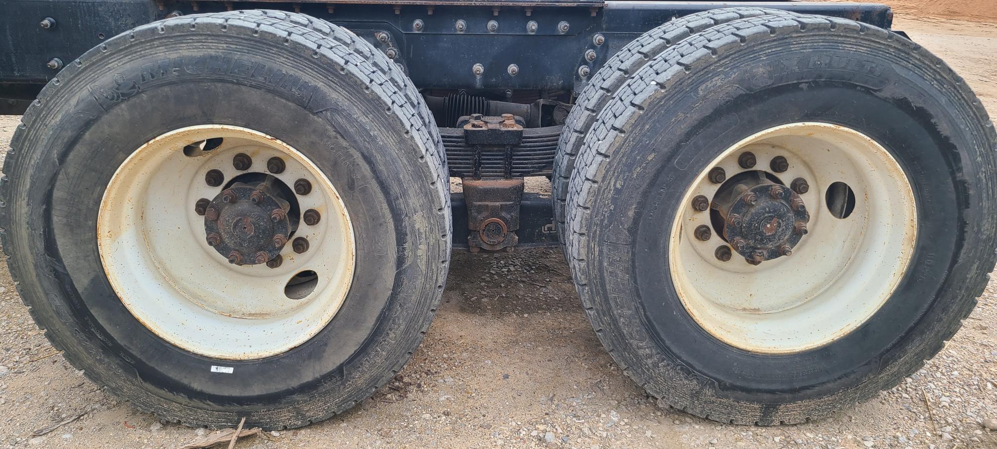 2003 INTERNATIONAL 7600 - Image 22