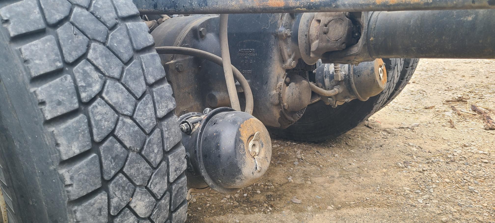 2003 INTERNATIONAL 7600 - Image 28