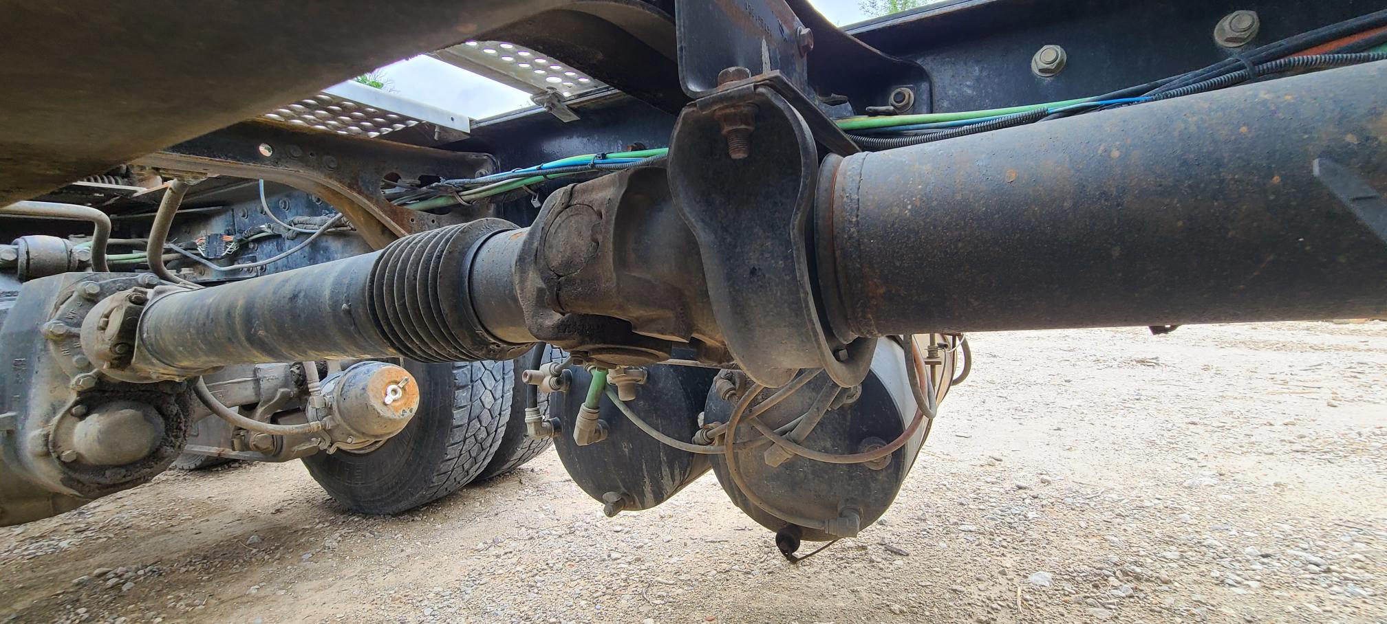 2003 INTERNATIONAL 7600 - Image 36