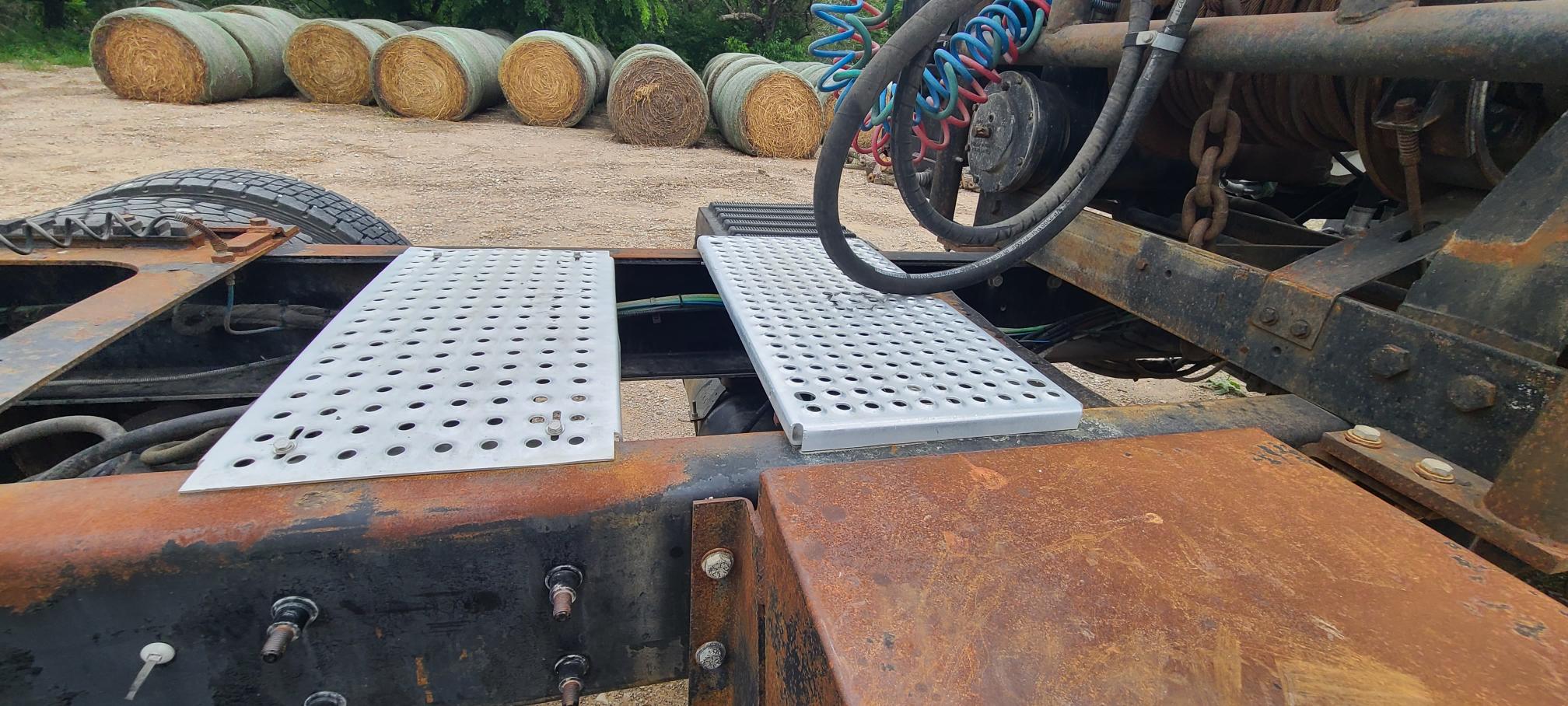 2003 INTERNATIONAL 7600 - Image 39