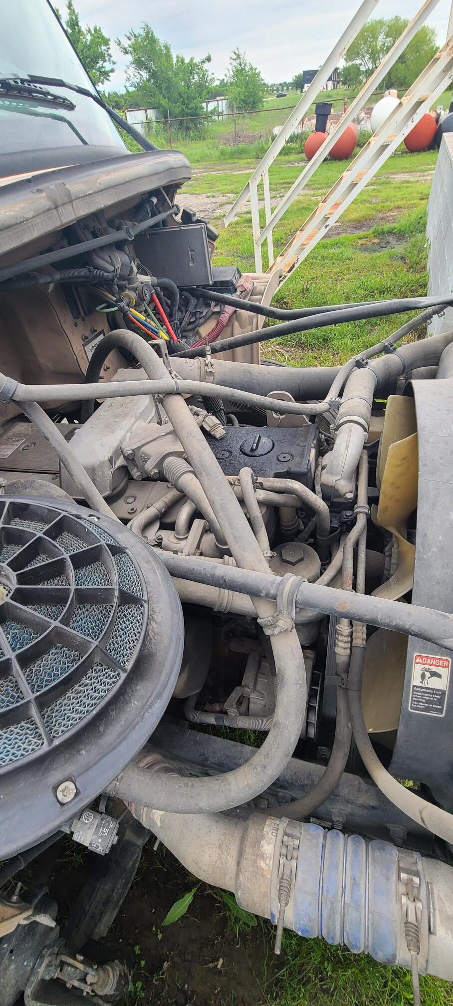 2006 FREIGHTLINER M2 106 - Image 14