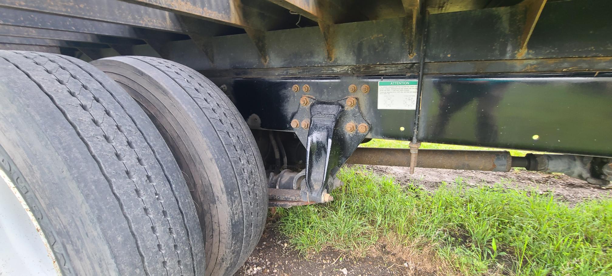 2006 FREIGHTLINER M2 106 - view 19 of 53