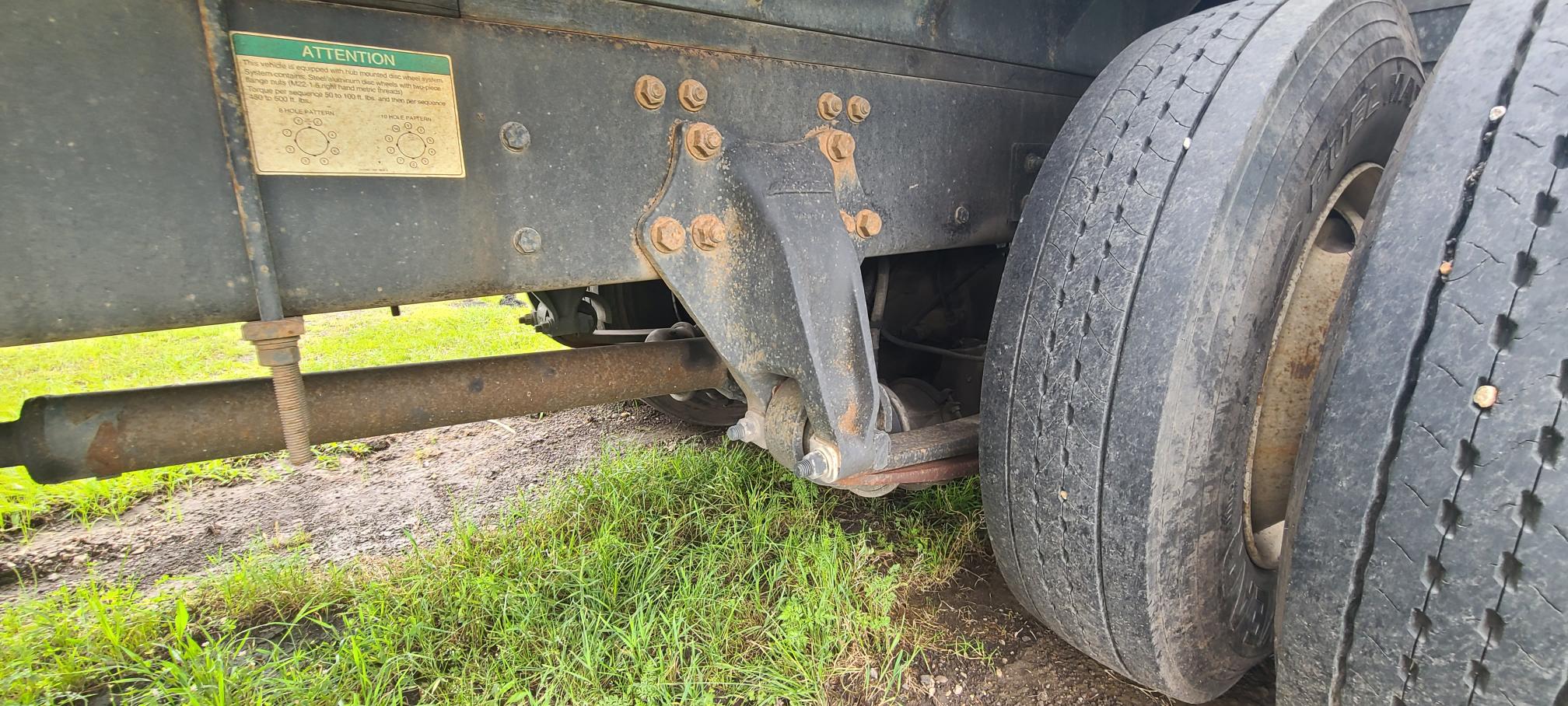 2006 FREIGHTLINER M2 106 - Image 30