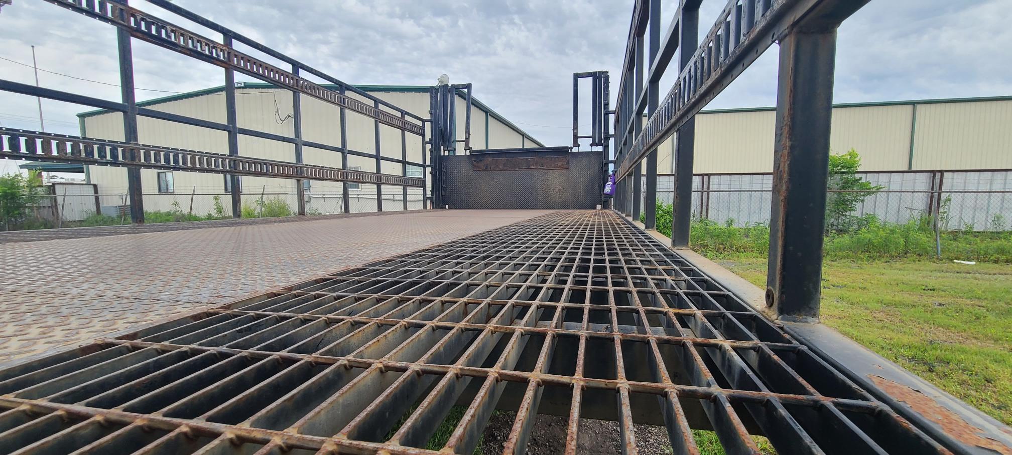 2006 FREIGHTLINER M2 106 - Image 51