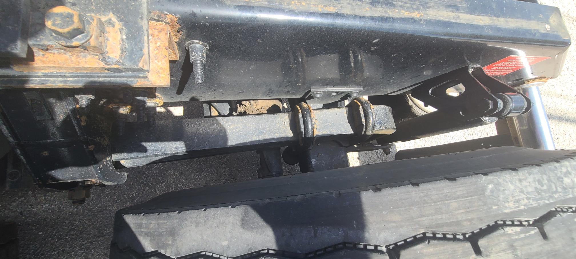 2015 VOLVO VNL64T780 - Image 28