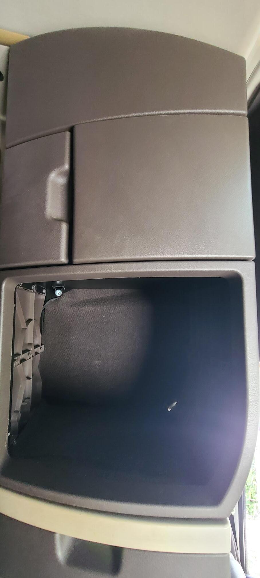 2015 VOLVO VNL64T780 - Image 52