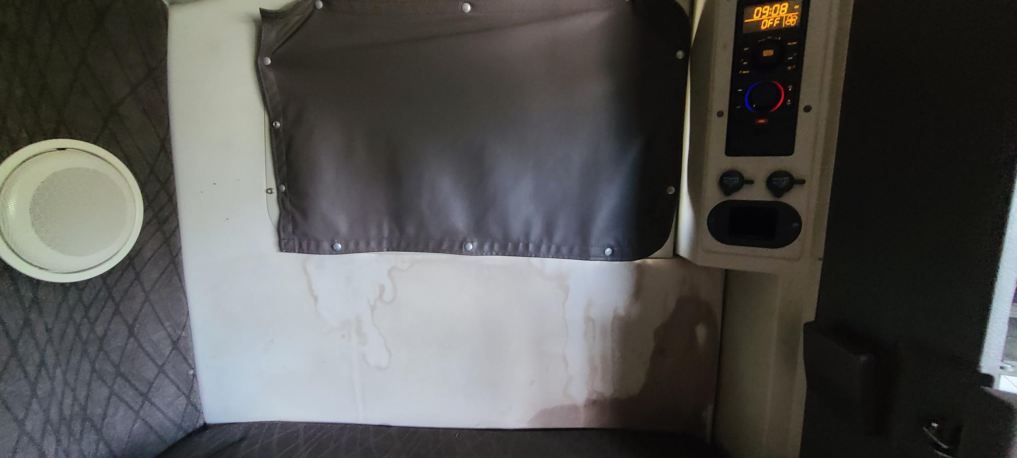 2015 VOLVO VNL64T780 - Image 61