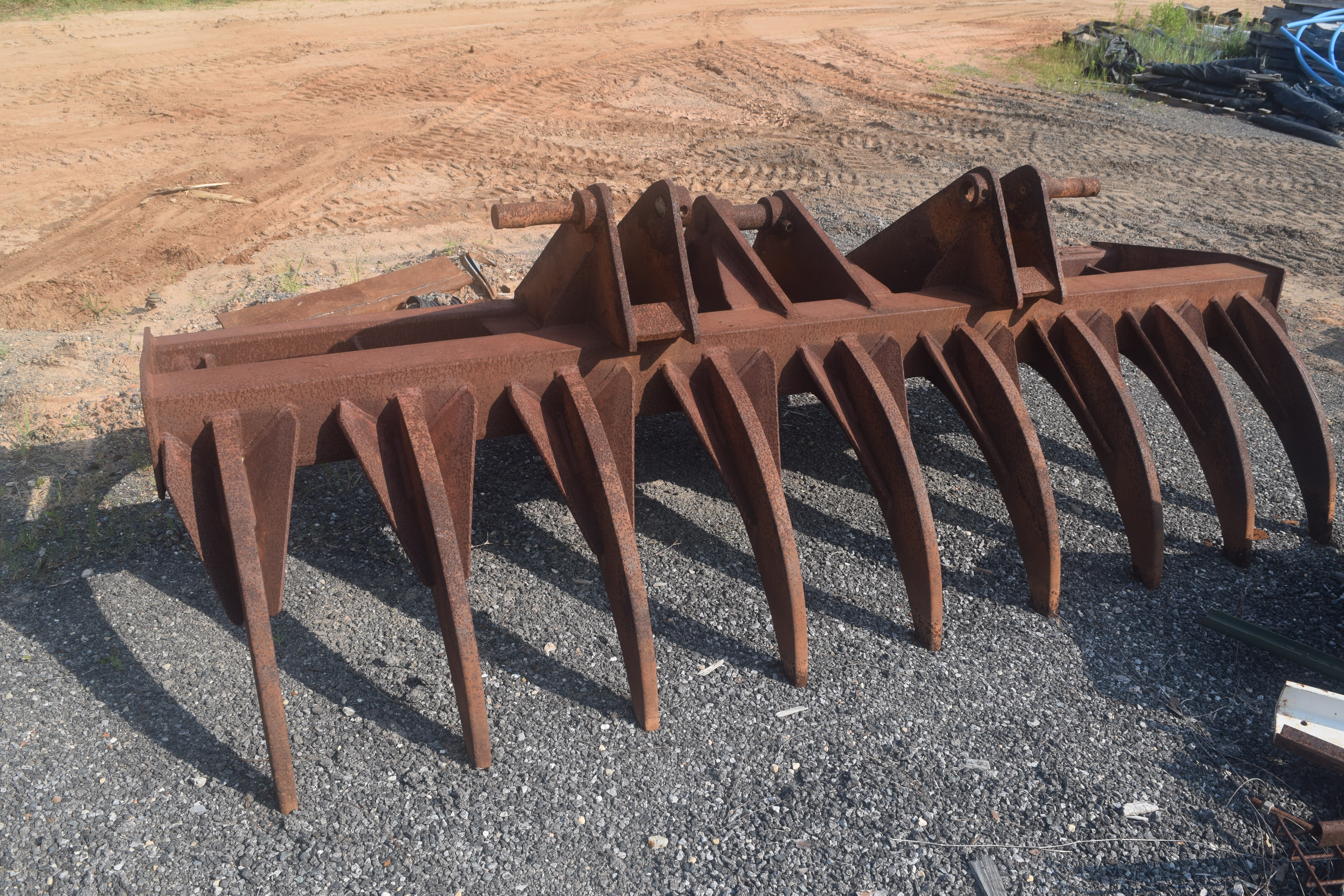 2000 CUSTOM MADE Large Rake - view 1 of 3