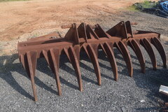 2000 CUSTOM MADE Large Rake - Image 1