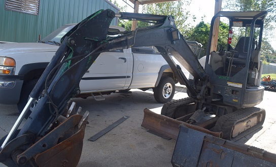 2015 BOBCAT E32 - Image 8