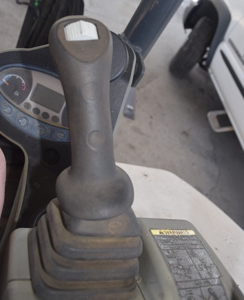 2015 BOBCAT E32 - view 16 of 34