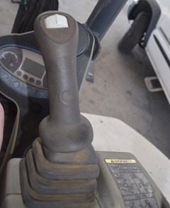 2015 BOBCAT E32 - Image 16