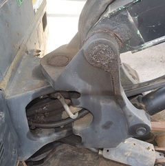 2015 BOBCAT E32 - Image 25