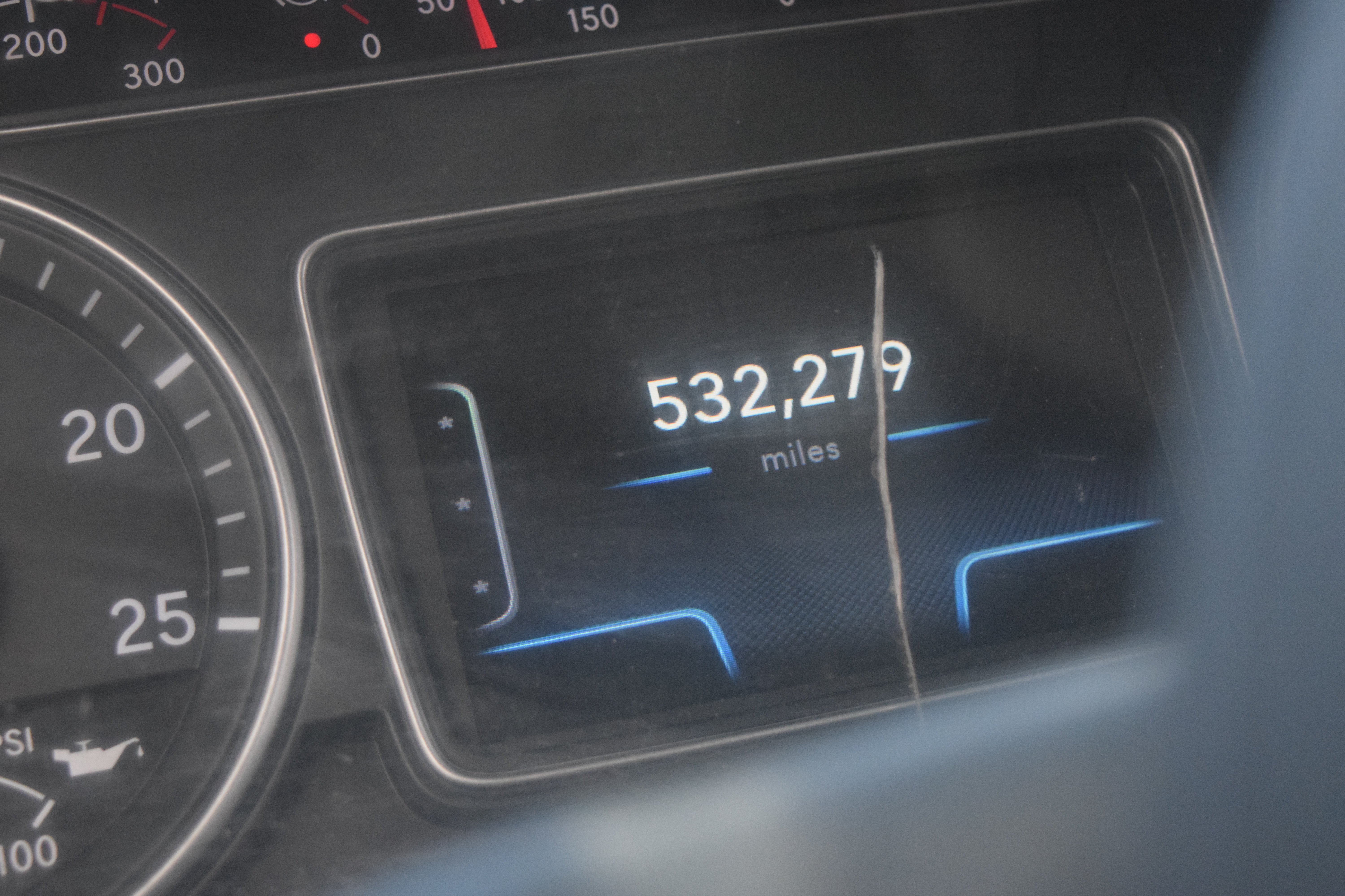 2019 INTERNATIONAL LT625 - view 10 of 40