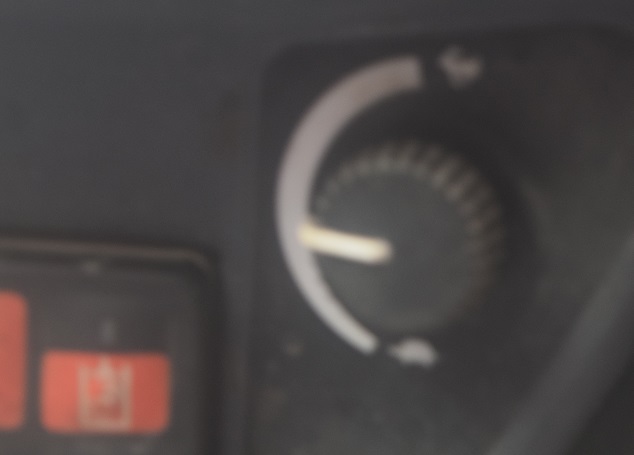 2020 DEERE 317G - Image 10