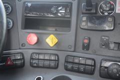 2016 FREIGHTLINER Cascadia - Image 7