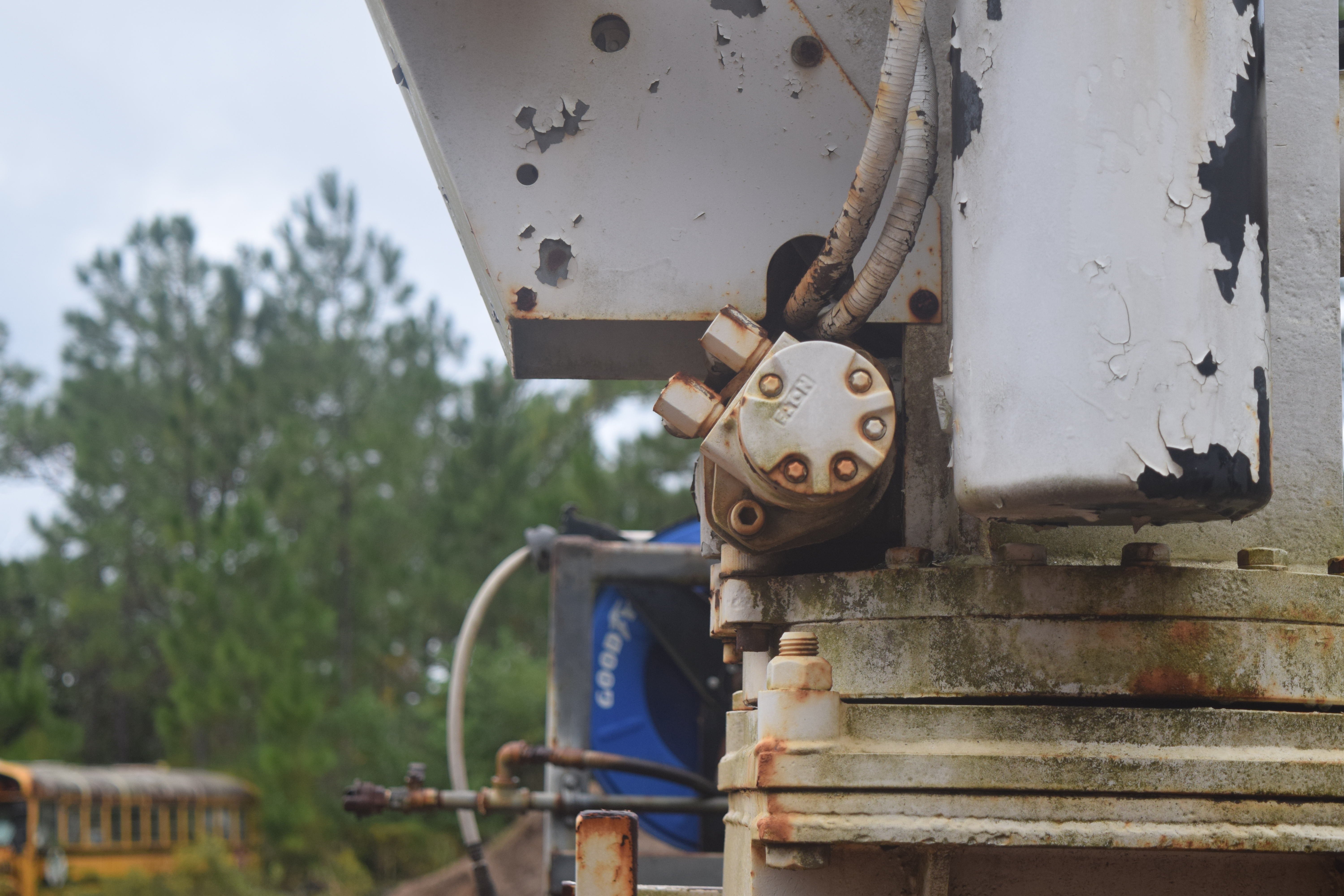 2001 GMC WT5500 - Image 13