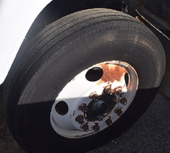 1995 FORD L7000 - Image 25