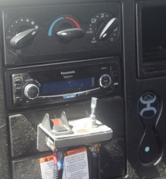 2014 INTERNATIONAL 4300 - Image 9