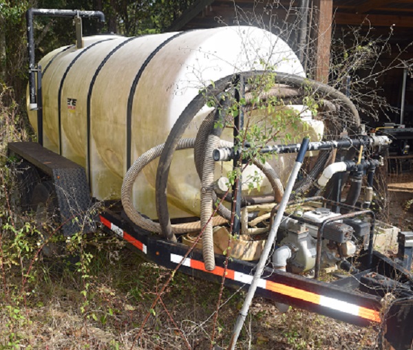 2015 WYLIE 1025 gal. Water Wagon