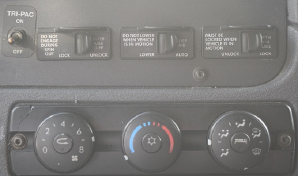 2019 KENWORTH T680 - view 14 of 27