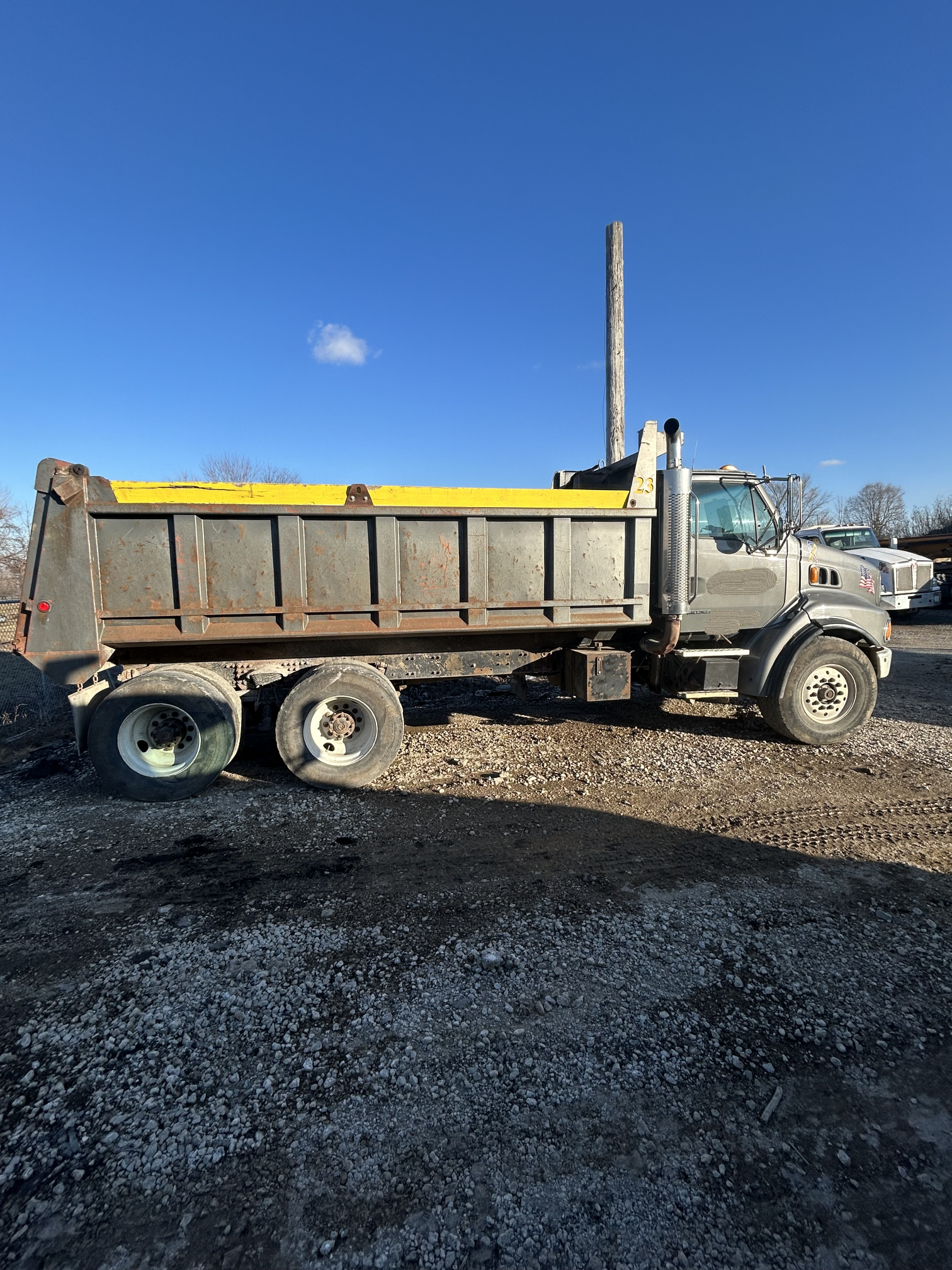 2004 STERLING LT9500