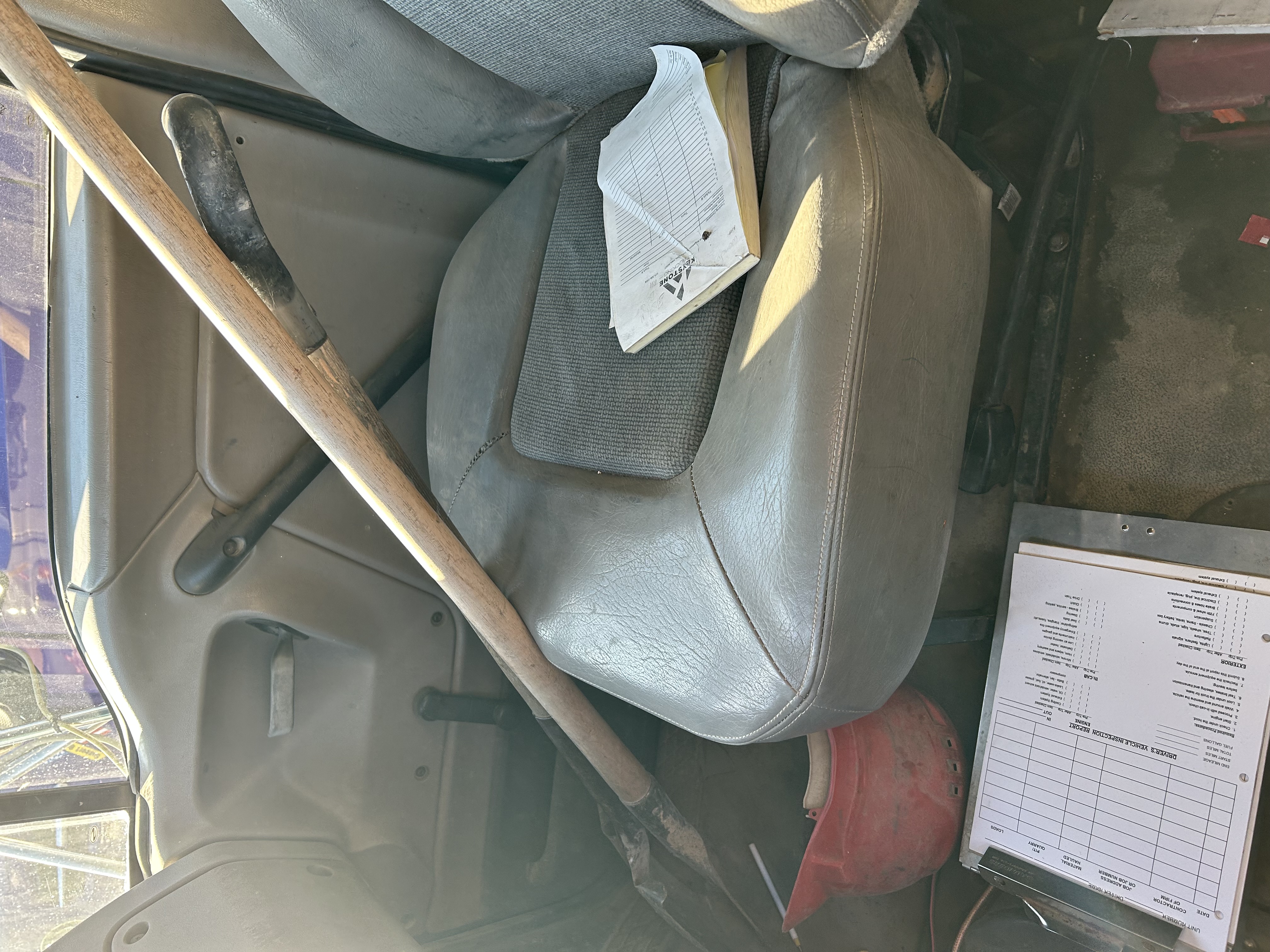 2004 STERLING LT9500 - Image 11