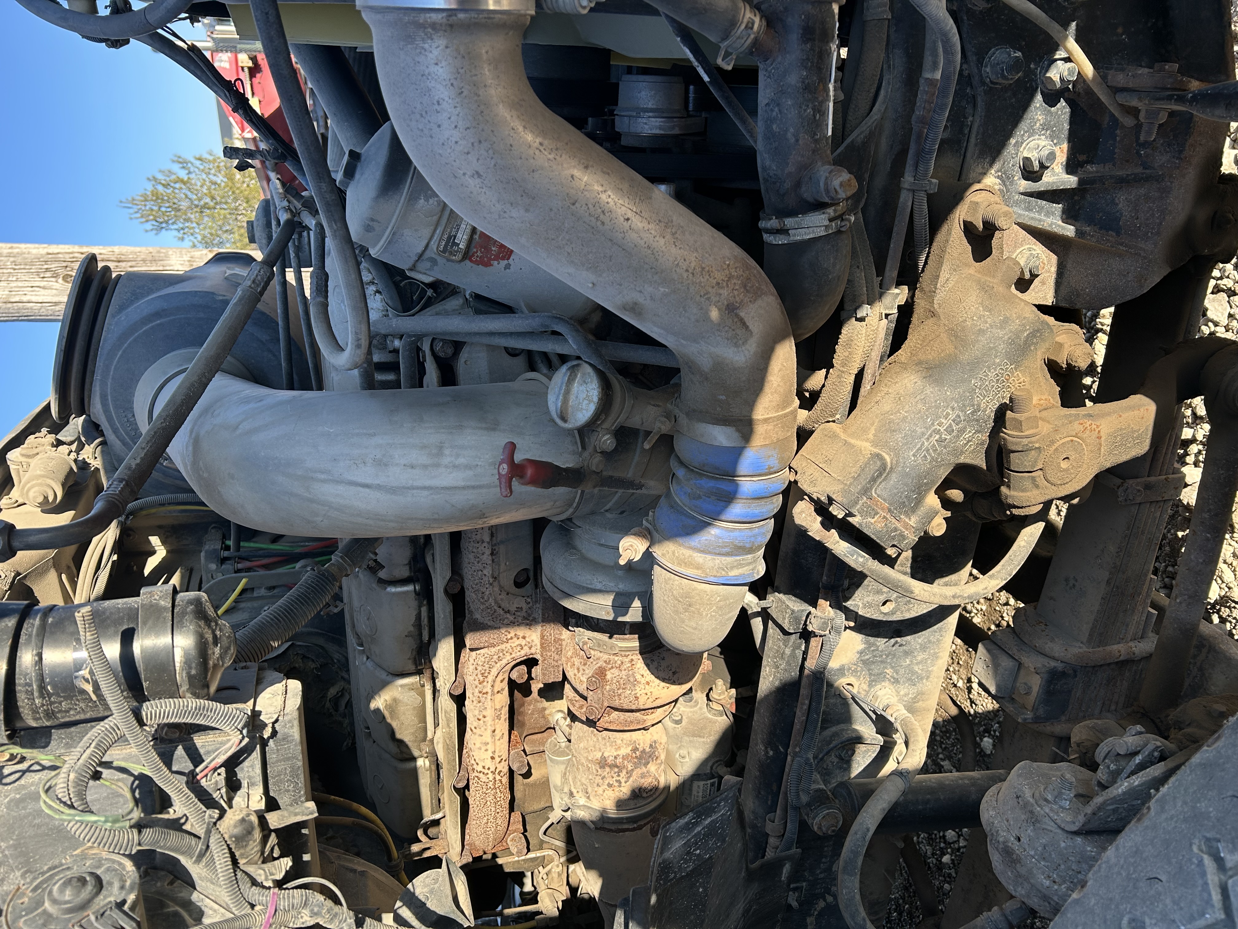 2004 STERLING LT9500 - view 15 of 15