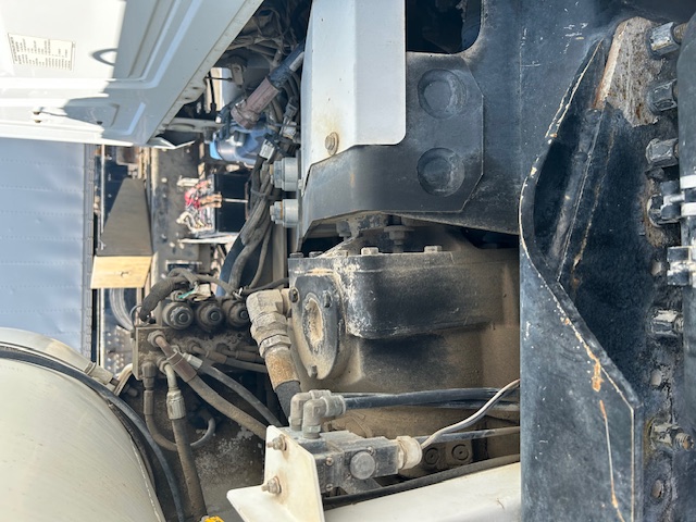 2016 MACK GU700 - view 5 of 29