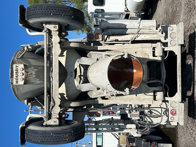 2016 MACK GU700 - Image 10