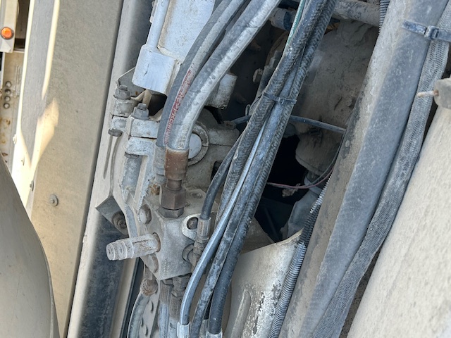 2016 MACK GU700 - Image 13