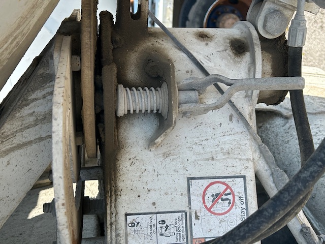 2016 MACK GU700 - Image 15