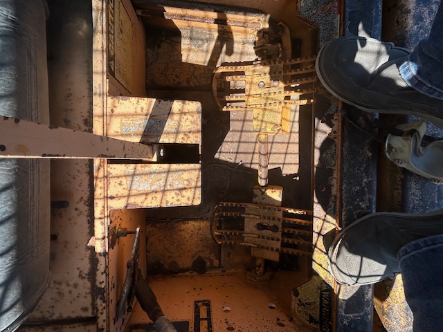 1992 MUSTANG 940 - Image 9