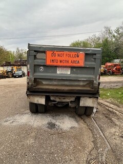 2017 VOLVO VHD - Image 7