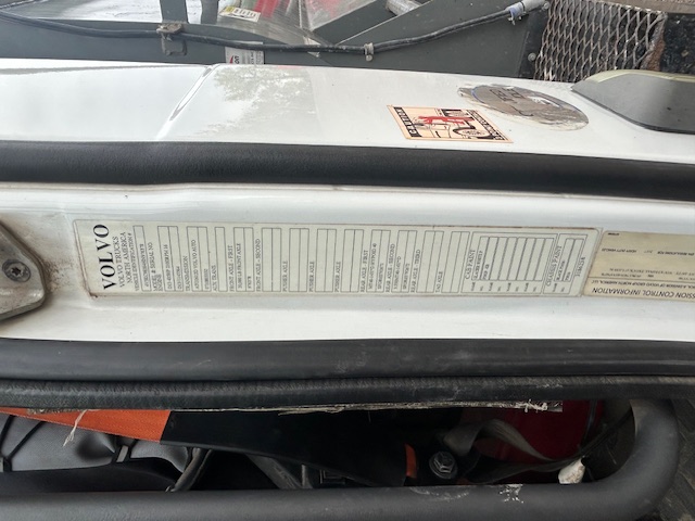 2017 VOLVO VHD - Image 22