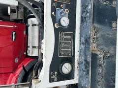 2017 MACK GU713 - Image 8