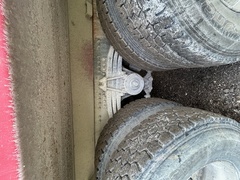 2018 VOLVO VHD - Image 9