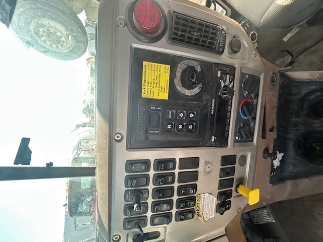 2016 MACK GU713 - Image 18