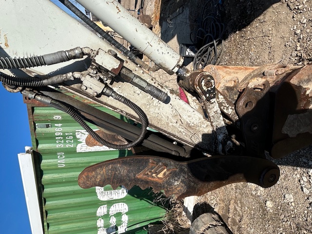 2015 TAKEUCHI TB260 - Image 6