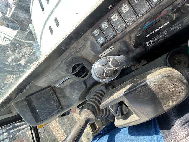 2015 TAKEUCHI TB260 - Image 20