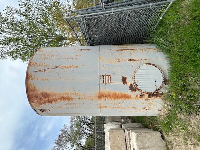 2000 WE-MAC 4000 gallon - Image 2