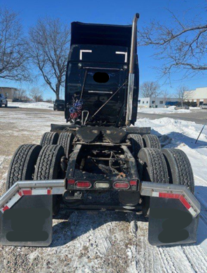 2016 VOLVO VNL64T - view 2 of 12
